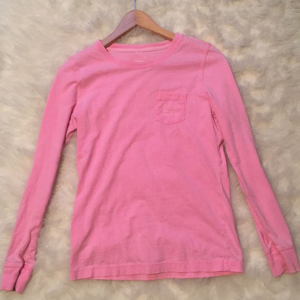 Pink Vineyard Vines T shirt